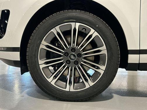 2026 Land Rover Range Rover Evoque Core S