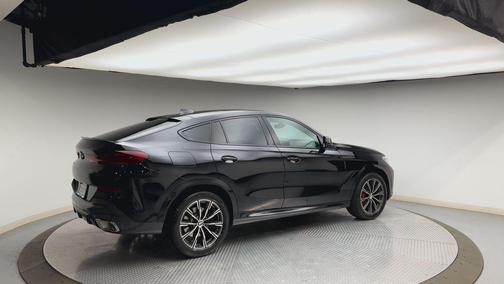 Black Sapphire Metallic 2023 BMW X6 xDrive40i