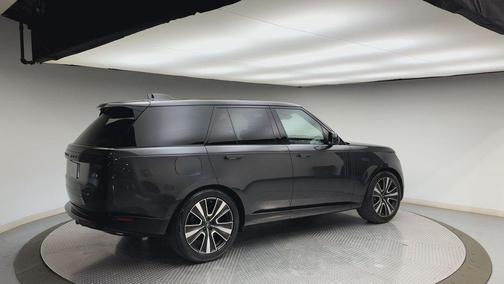 Carpathian Grey 2023 Land Rover Range Rover P530 SE