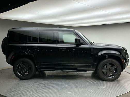 Santorini Black Metallic 2026 Land Rover Defender P400 X-Dynamic SE
