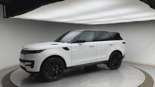 Fuji White 2023 Land Rover Range Rover Sport SE