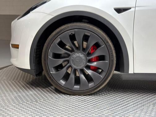 2022 Tesla Model Y Performance Dual Motor All-Wheel Drive