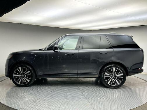 2023 Land Rover Range Rover P400 SE