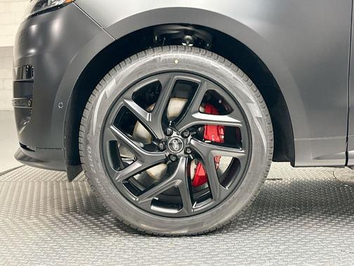 2025 Land Rover Range Rover Sport P460 Dynamic SE