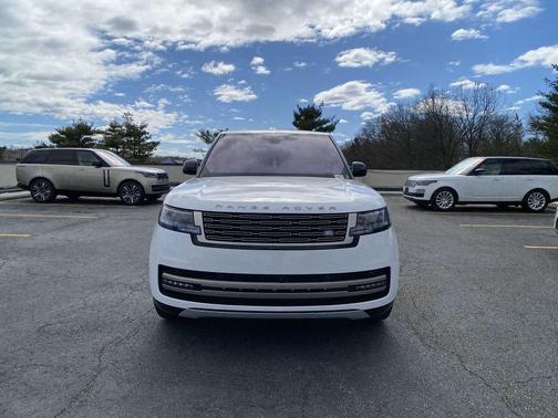 2023 Land Rover Range Rover P400 SE
