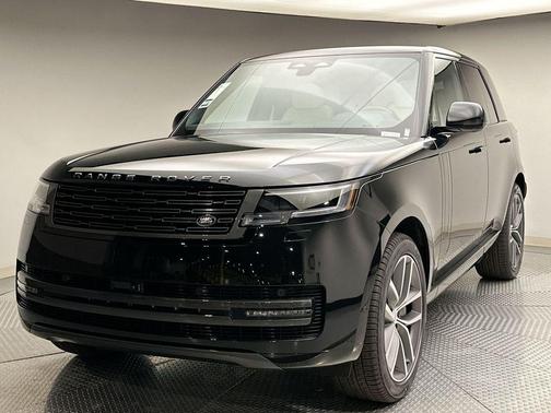 2025 Land Rover Range Rover P530 SE