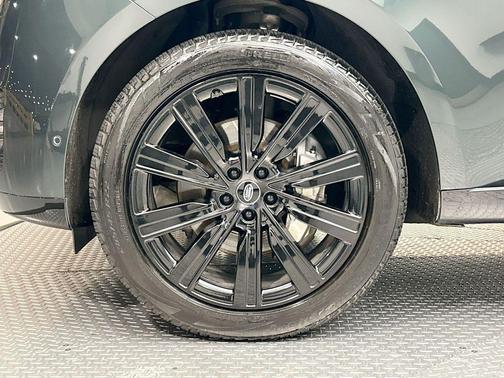 2023 Land Rover Range Rover P400 SE