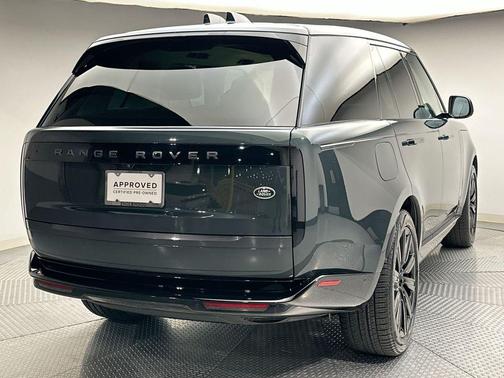 2023 Land Rover Range Rover P400 SE