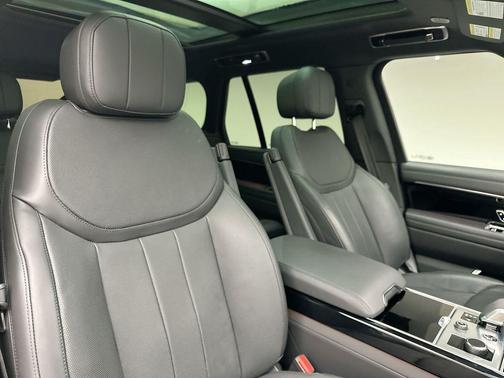 2023 Land Rover Range Rover P400 SE