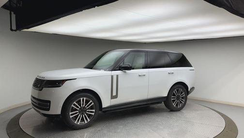 2026 Land Rover Range Rover P530 SE