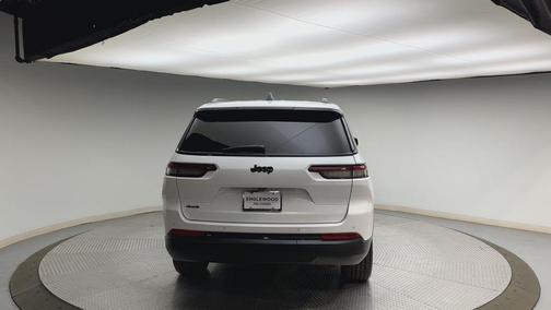 Bright White Clearcoat 2025 Jeep Grand Cherokee L Laredo