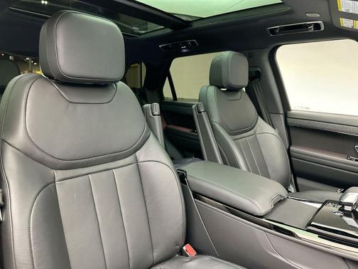 2025 Land Rover Range Rover Sport P360 S