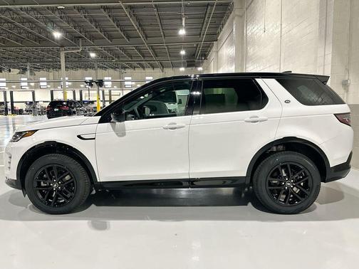2026 Land Rover Discovery Sport Landmark