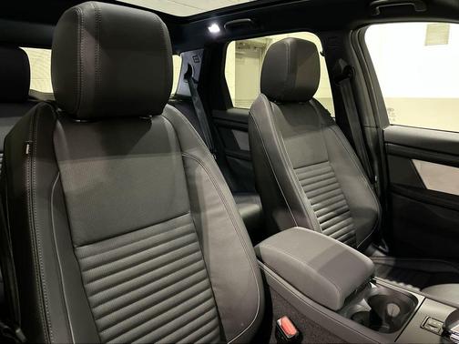 2026 Land Rover Discovery Sport Landmark