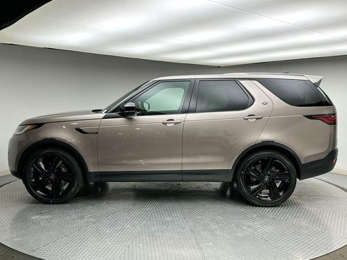 2026 Land Rover Discovery S