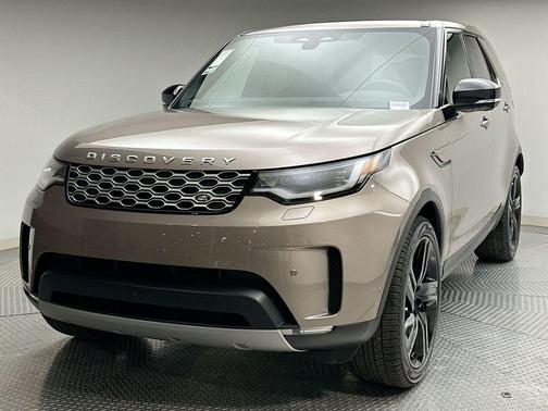 2026 Land Rover Discovery S