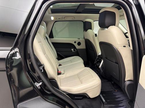 2022 Land Rover Range Rover Sport HSE Silver Edition