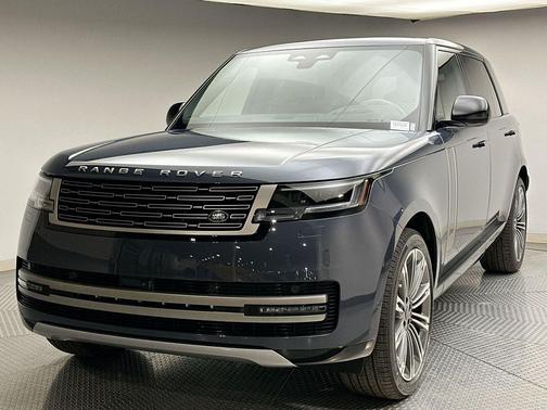 2026 Land Rover Range Rover P400 SE 7 Seat