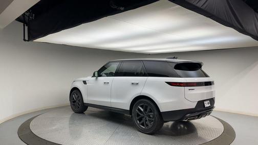 2024 Land Rover Range Rover Sport SE