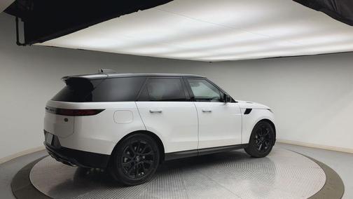 2023 Land Rover Range Rover Sport SE