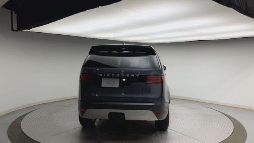 2026 Land Rover Discovery S