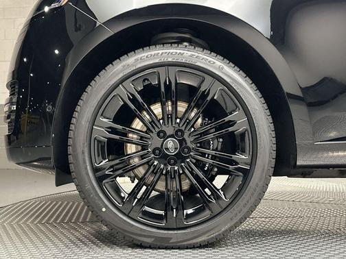 2024 Land Rover Range Rover P400 SE