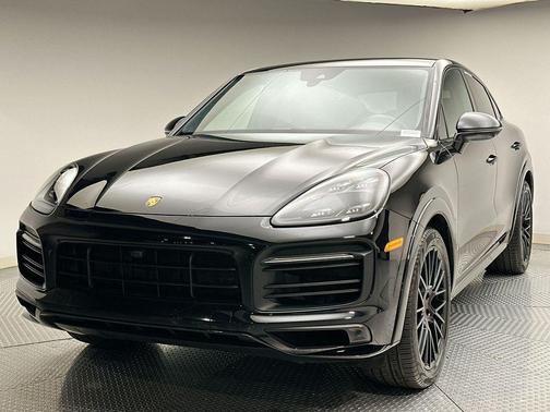 2022 Porsche Cayenne GTS