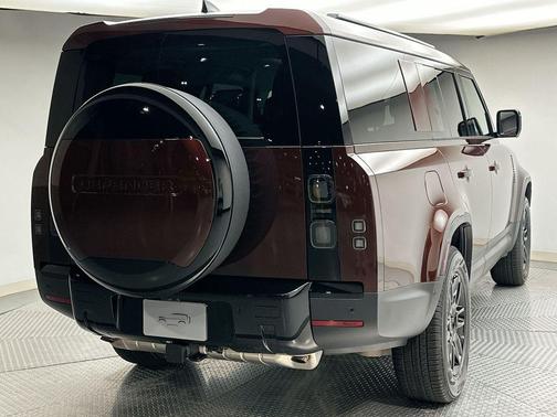 2026 Land Rover Defender P300 S