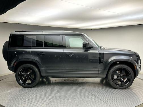 2026 Land Rover Defender S