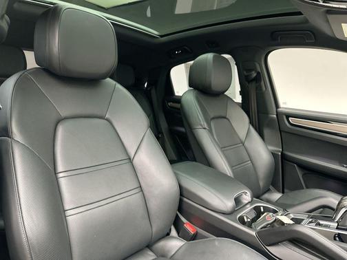 2021 Porsche Cayenne S