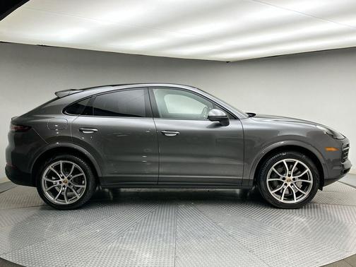 2021 Porsche Cayenne S