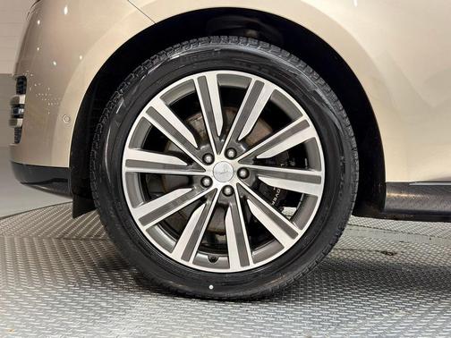 2023 Land Rover Range Rover P530 SE