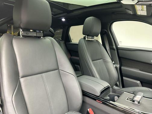 2026 Land Rover Range Rover Velar P400 Dynamic SE