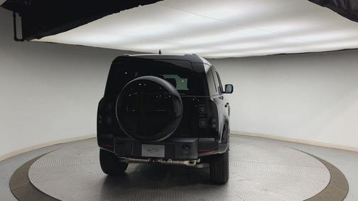Santorini Black 2026 Land Rover Defender P400 X-Dynamic SE