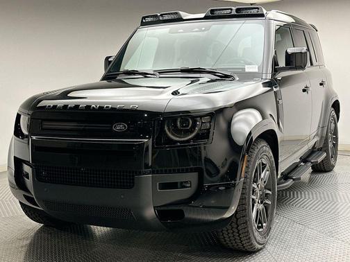 Santorini Black 2026 Land Rover Defender P400 X-Dynamic SE