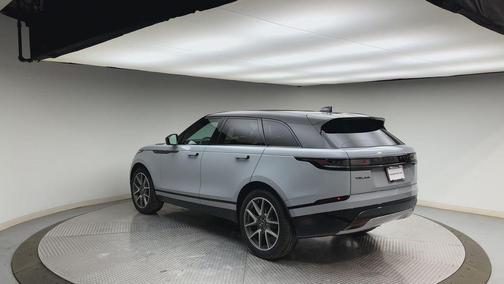 2026 Land Rover Range Rover Velar P250 Dynamic SE