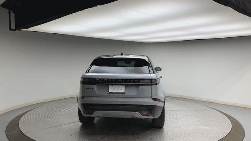 2026 Land Rover Range Rover Velar P250 Dynamic SE