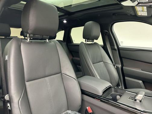 Fuji White 2026 Land Rover Range Rover Velar P250 S