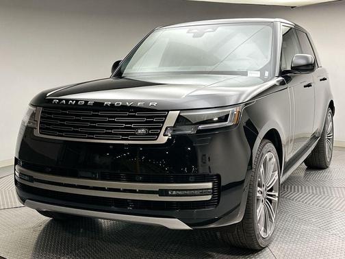 2026 Land Rover Range Rover P530 SE