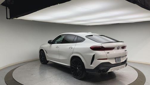 Alpine White 2025 BMW X6 M60i