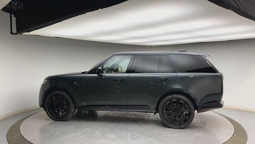 2026 Land Rover Range Rover P400 SE