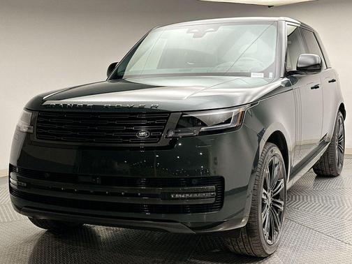 2026 Land Rover Range Rover P400 SE