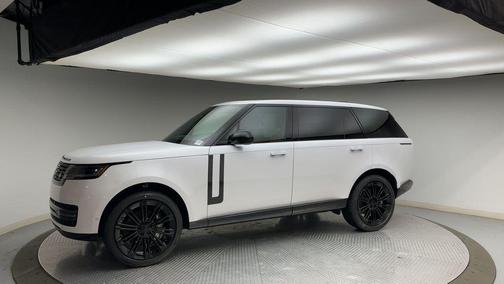 2026 Land Rover Range Rover P400 SE 7 Seat