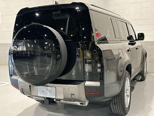 2026 Land Rover Defender 130 S