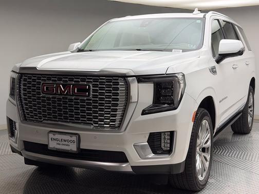 White Frost 2022 GMC Yukon Denali