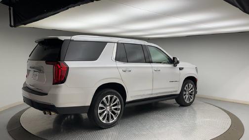 White Frost 2022 GMC Yukon Denali