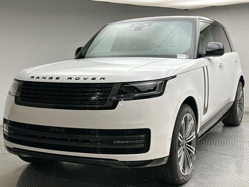 Fuji White 2026 Land Rover Range Rover AUTOBIOGRAPHY