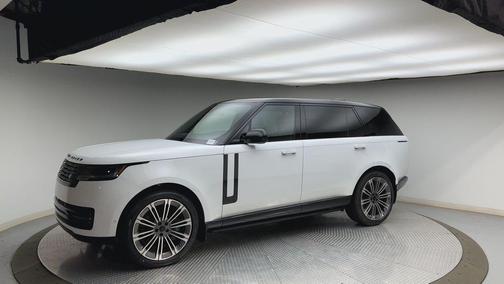 Fuji White 2026 Land Rover Range Rover AUTOBIOGRAPHY