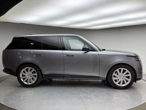 2023 Land Rover Range Rover P400 SE