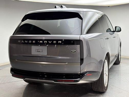 2023 Land Rover Range Rover P400 SE